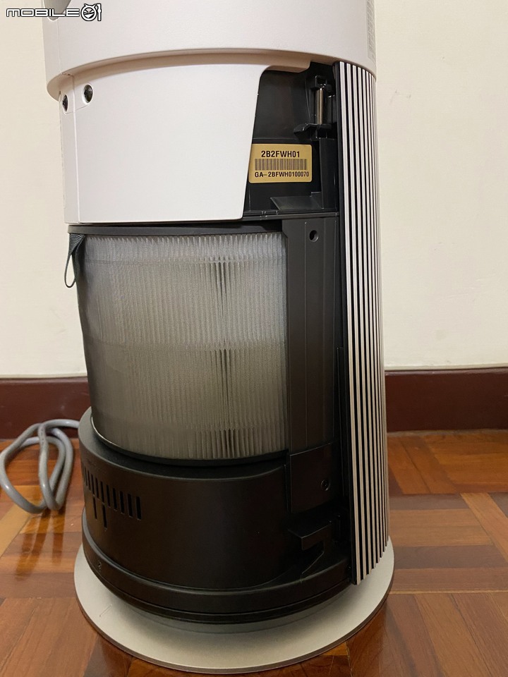 【試用】LG AeroTower 風革機，時尚的空氣淨化涼暖風扇