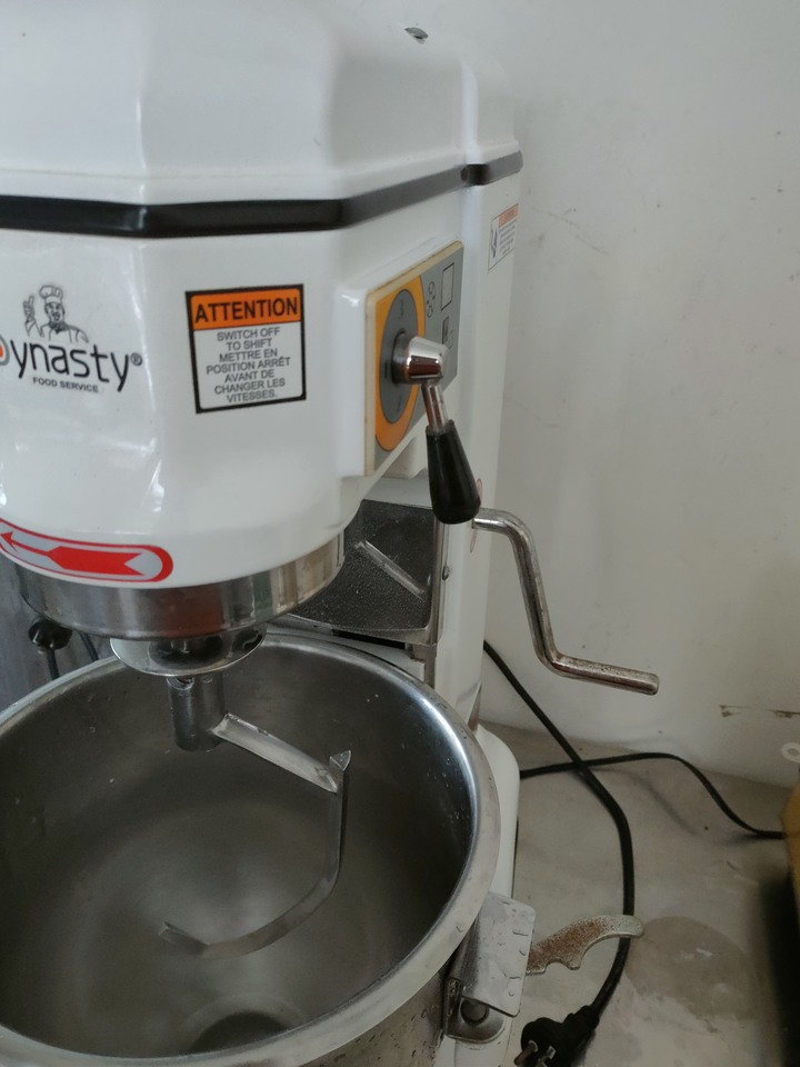 DIY 胡搞瞎搞 麵食館