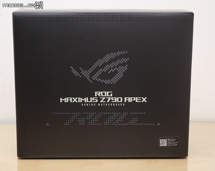 點我看大圖 白色控高階之選 ROG Maximus Z790 APEX 開箱