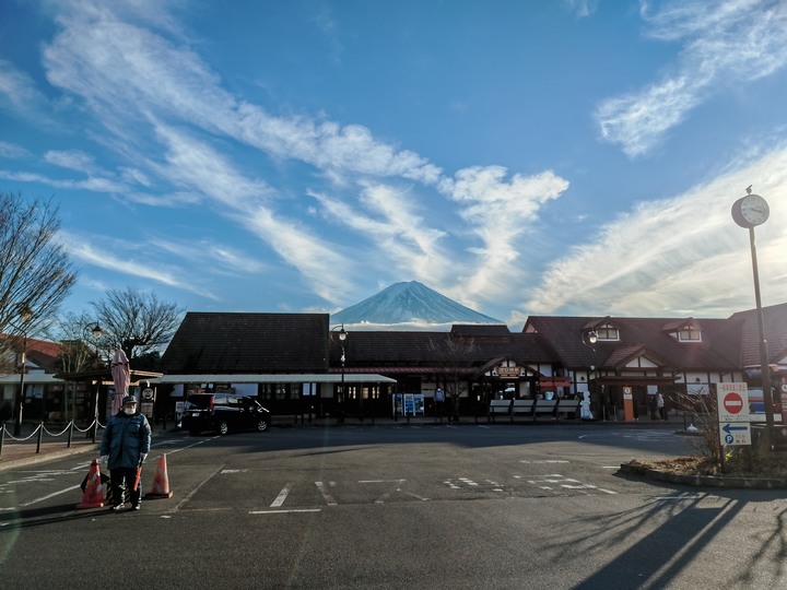 【小惡魔好玩兔U】挑望富士山的絕妙景點－富士河口湖／天空鳥居／河口淺間神社
