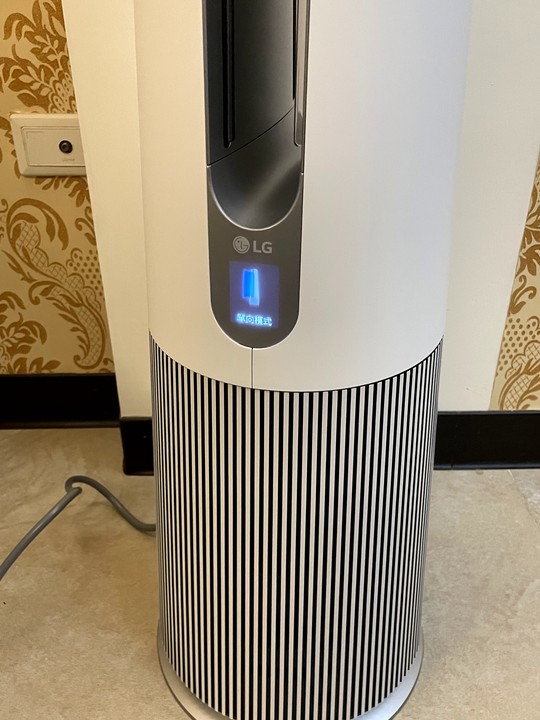 LG PuriCare AeroTower 三合一風革機 —試用一個月後母親大人說要買一台回家