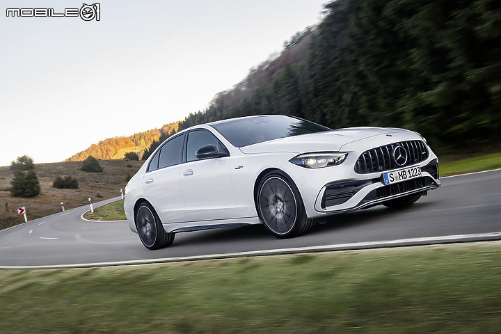 【國內新訊】Mercedes-AMG C 43 4Matic 雙車型抵台,382萬元起入主F1科技新引擎!