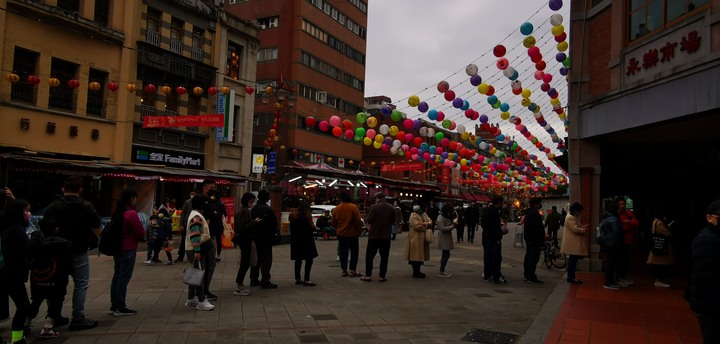【小惡魔好玩兔U】永樂市場-老竹子三發包子