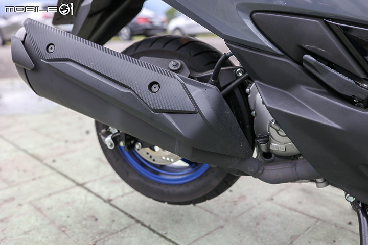 SUZUKI Burgman 400 TCS 版試駕｜舒適就從引擎啟動那一刻開始