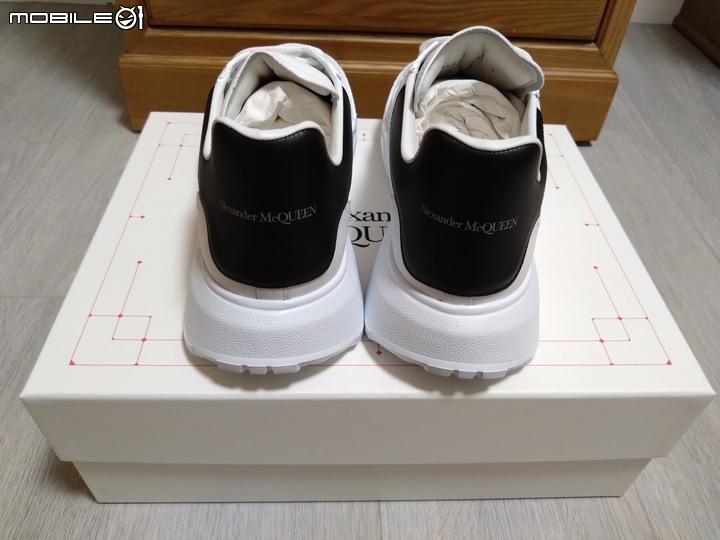 ALEXANDER MCQUEEN 厚底球鞋