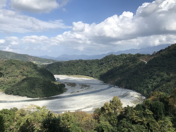 追年跨界環島序曲（一）－－又見桃花源山里
