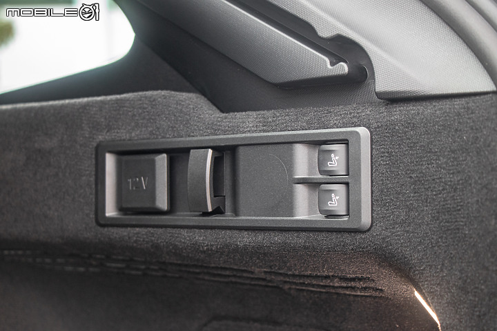 BMW M340i xDrive Touring 小改款試駕｜不同以往的新行頭，一如既往的好身手！
