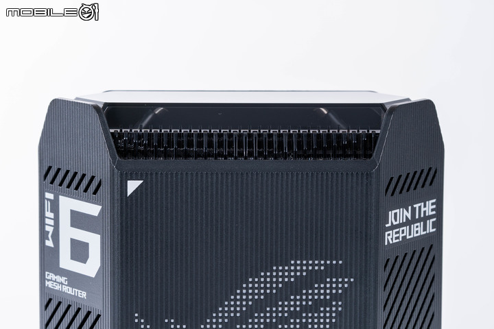 ROG Rapture GT6 電競 Mesh 無線分享器開箱試用 以炫目造型以及遊戲特化功能提供大範圍網路覆蓋