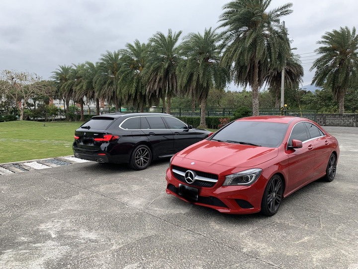 遲來的開箱 G31 520i Touring