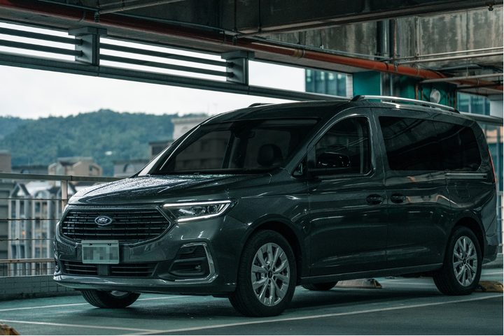聽/玩團仔的七人座新車 旅玩家開箱