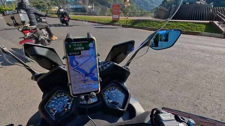 重機旅遊-司馬庫斯 Honda NT1100. X-ADV750. CB350. SYM Joymax Z300