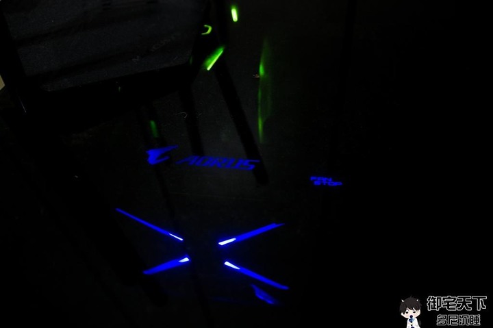 開箱|【accuwitt】GRAND RIGID GT850GF - 超美電供界紅色彗星,ATX 3.0 次世代電源供應器!