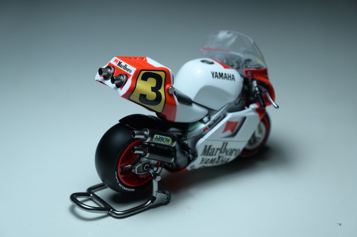 Q版 YAMAHA YZR500 (OW98) 1988 WGP500 CHAMPION