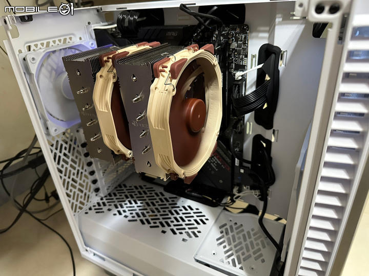 [心得]十年一換 AMD 7950X與MSI B650 Carbon