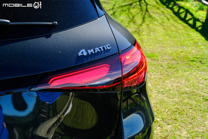 Mercedes-Benz GLC300 4MATIC試駕|實力全面進化精彩可期!