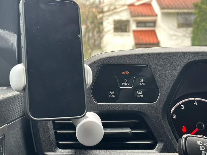新貨車開箱 Caddy Cargo 六速手排後雙開門~爽