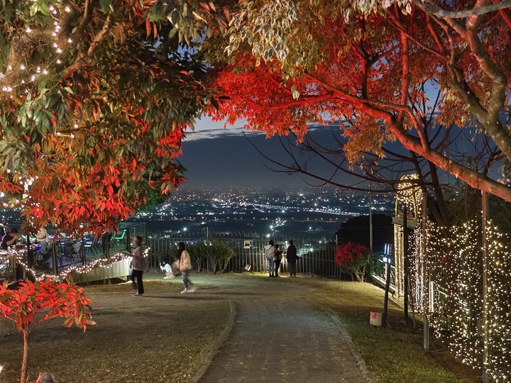 【小惡魔好玩兔U】寵物友善的銀河の鐵道望景餐廳