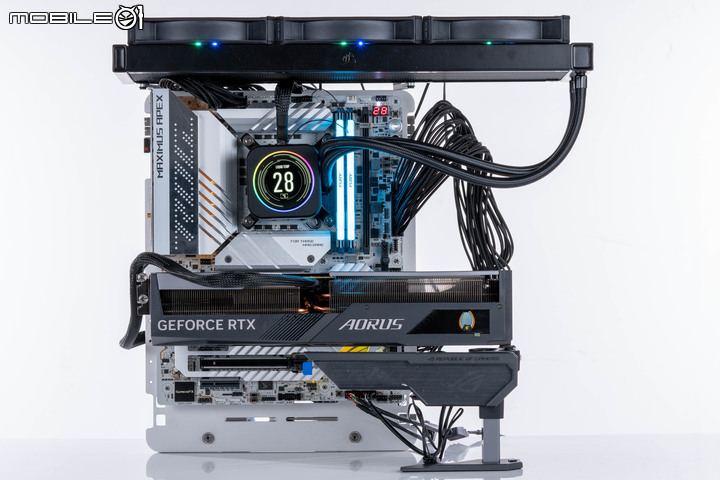 技嘉 AORUS GeForce RTX 4070 Ti 12GB MASTER 顯示卡開箱實測 以 300W 功耗上打前代旗艦 3090Ti