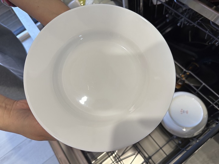 點我看大圖 LG 洗碗機 不專業開箱 - LG QuadWash™ Steam 四方洗蒸氣洗碗機 DFB335HS
