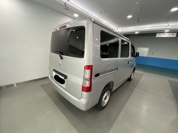 點我看大圖 Toyota Town ace van交車大吉日~(新增新舊對比照)