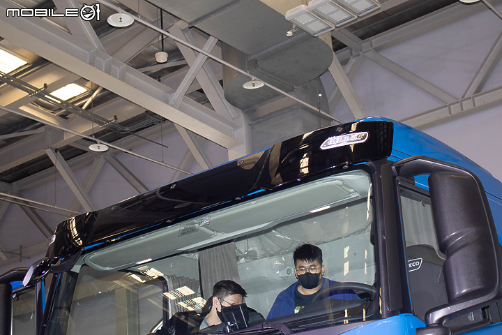 【採訪】歐霸重卡 Iveco S-Way 首度導入國內,通過歐盟六期、具備豐富的安全舒適配備!