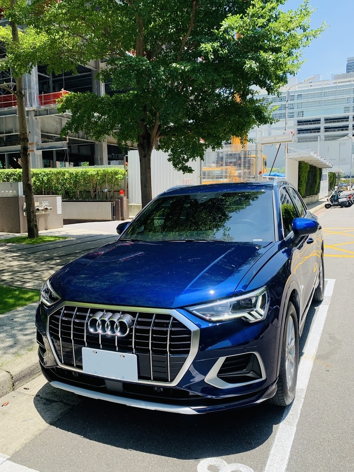 Audi 2022 Q3 SUV 35 TFSI Advanced換車及開箱心得 (文長圖多)
