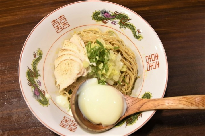 萬華巷弄美食「淡麗系」清雞湯拉麵 老雞湯麵三段吃法多層次