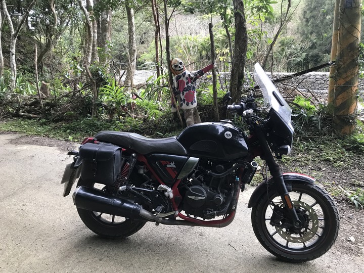 革命前夕之臨時起意摩托車環島旅行