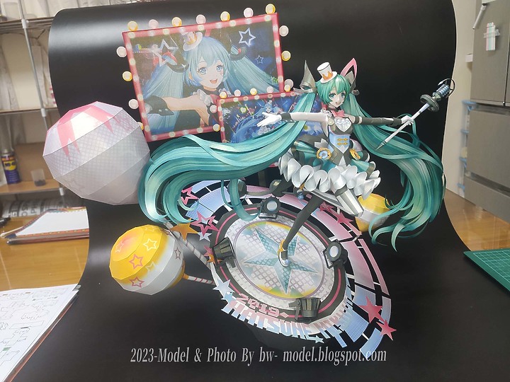 點我看大圖 VOCALOID 初音未來(魔法未來2019 Ver.) 紙模型 製作 Paper Craft ペーパークラフト