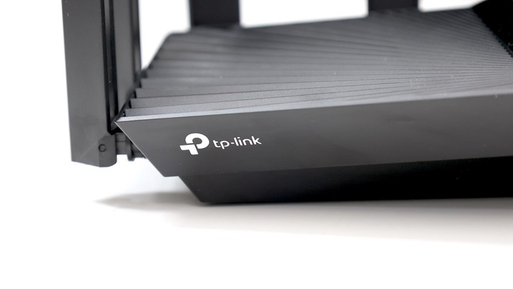 一斤半科技大閘蟹 TP-Link Archer AX95 準旗艦 WiFi 6 AX7800 機種
