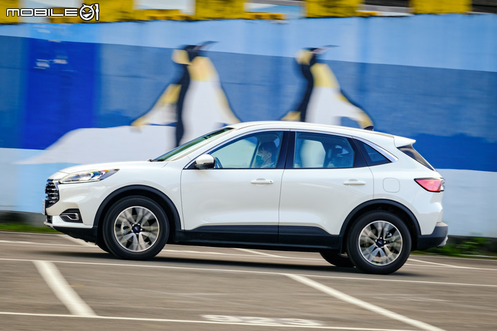 超值的國產休旅車評比|Ford Kuga / MG HS / Toyota Corolla Cross 你喜歡哪一種流派?