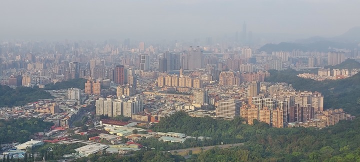 台北新北燈會一日遊