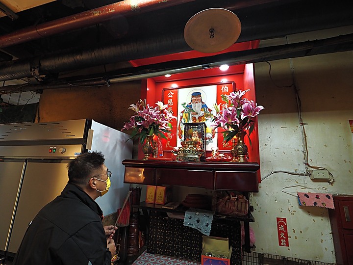 仁愛區 仁愛市場、鈺刺身丼、海洋廣場與林開郡洋樓 — 春日暖陽下之港都美食之旅