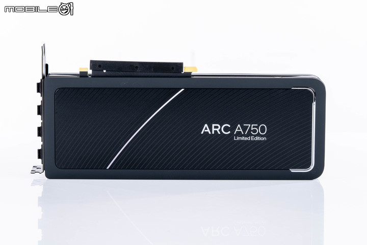 Intel ARC A750 Limited Edition 公版顯示卡開箱實測 規格面上的 1080p 甜品卡