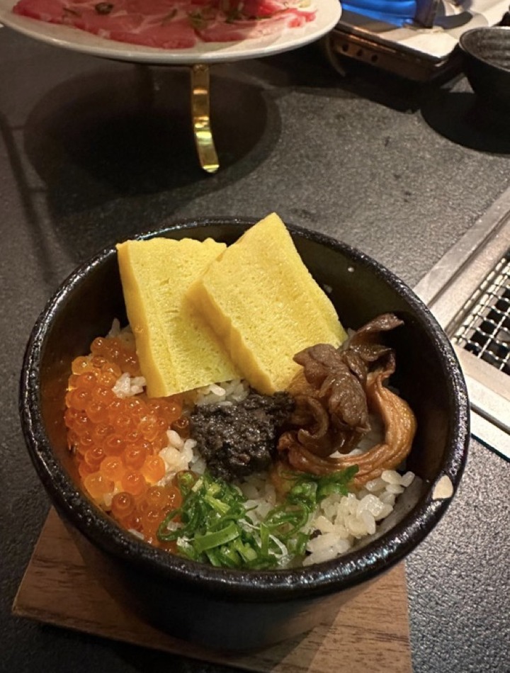 點我看大圖 台中的燒肉店嚇到我了……..