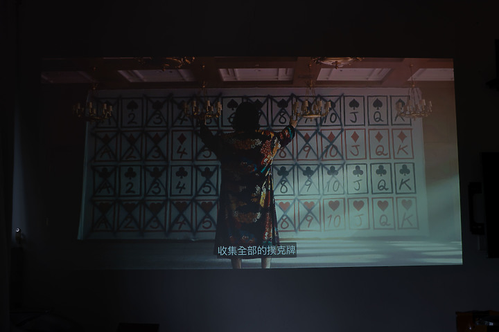 【開箱】如果你正準備選一台電視，這台Epson EH-TW6250 4K HDR投影機或許會更加適合你！