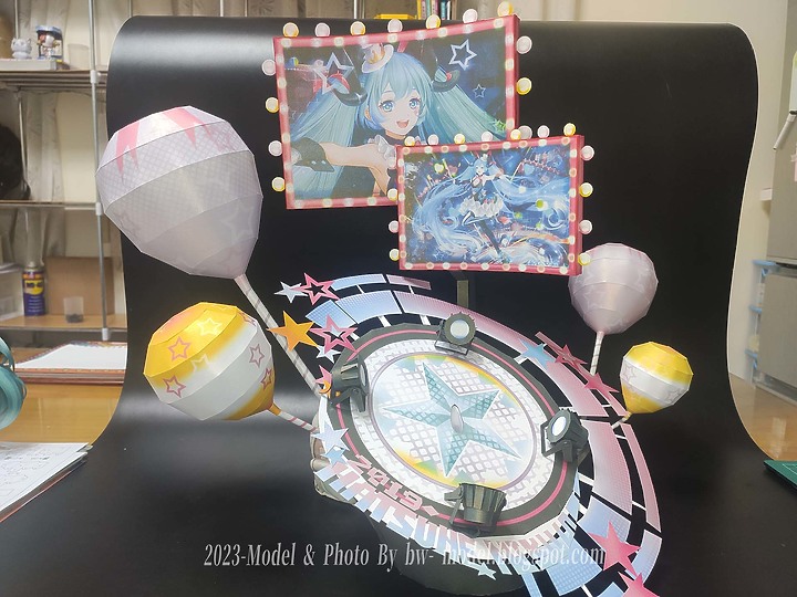 點我看大圖 VOCALOID 初音未來(魔法未來2019 Ver.) 紙模型 製作 Paper Craft ペーパークラフト