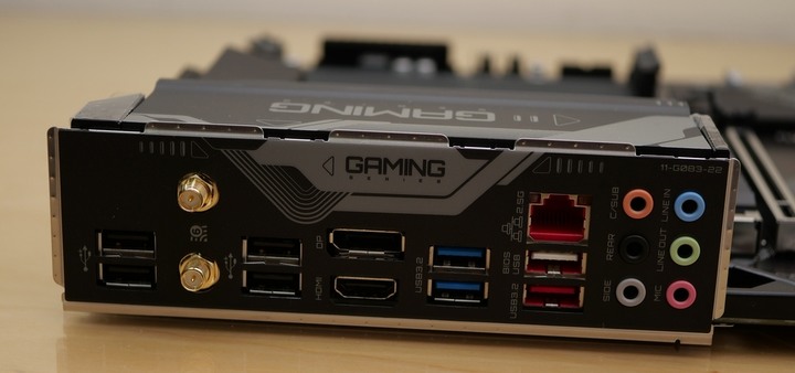 13代中階性價裝機取向 B760 GAMING X AX DDR4 開箱