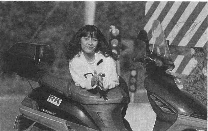 1991年機車雜誌上的攝影構圖風格