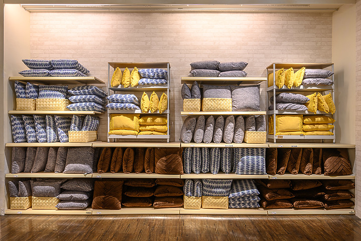 【新訊】全台首間 HOLA Outlet 在桃園!千坪空間、品牌絕版品、迪士尼系列,3 大亮點一次看!