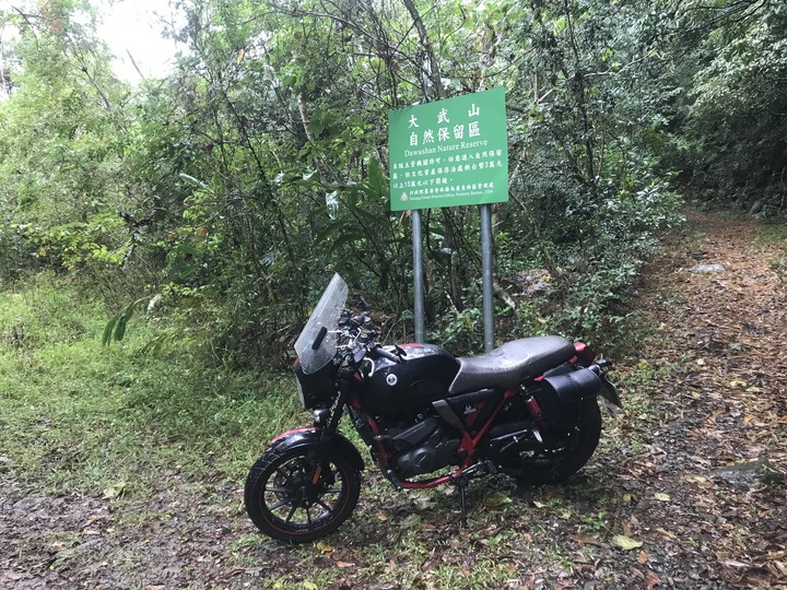 革命前夕之臨時起意摩托車環島旅行