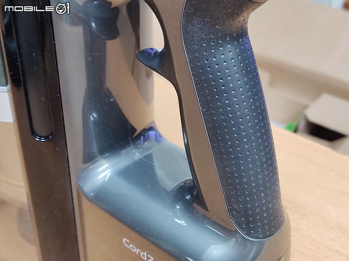 【 體驗分享 】蒸於至善的智慧清掃大平台， LG CordZero A9TS WiFi 無線蒸氣濕拖吸塵器簡單試用心得！