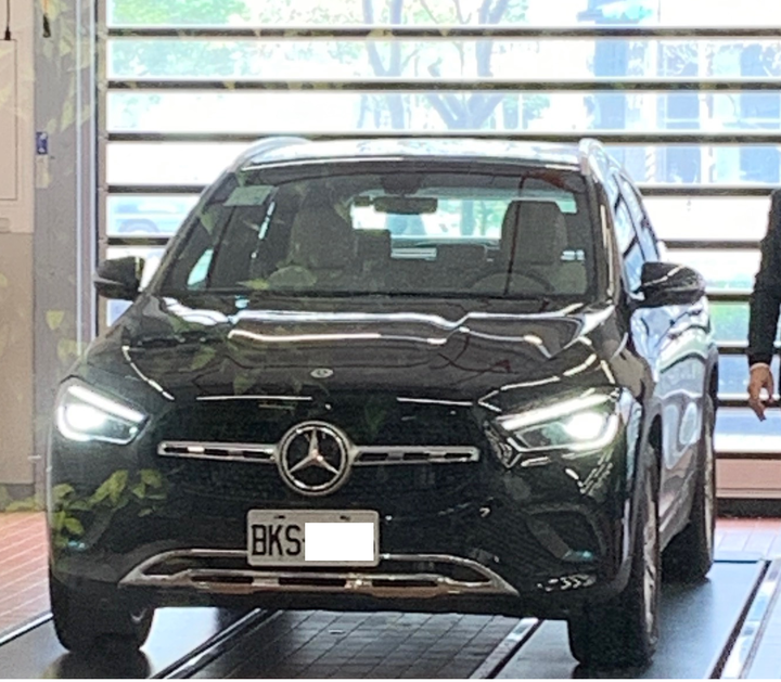 GLA 200 訂車交車 及 滿月滿千公里歷程記錄