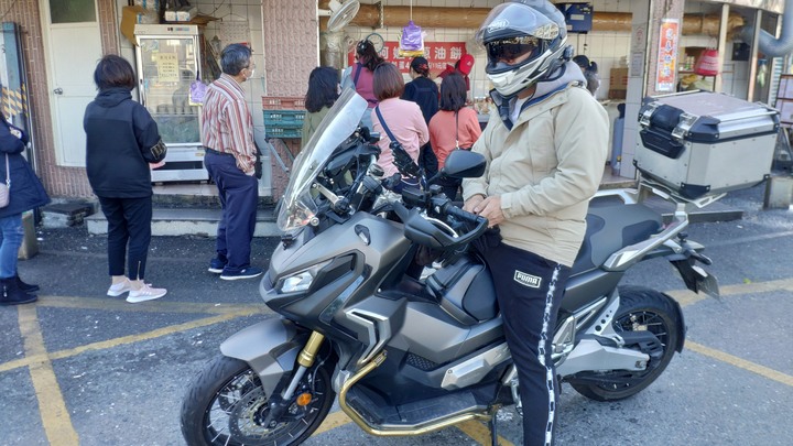 瑞穗溫泉.崇德海灘.重機旅行. CB350. XADV 750車主心得分享, 沙坑脫困 Joymax Z300