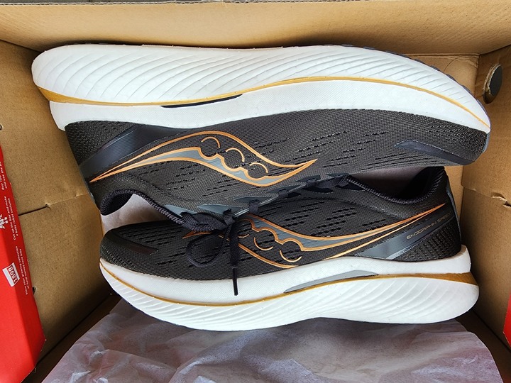 saucony跑鞋分享(六更3.7)