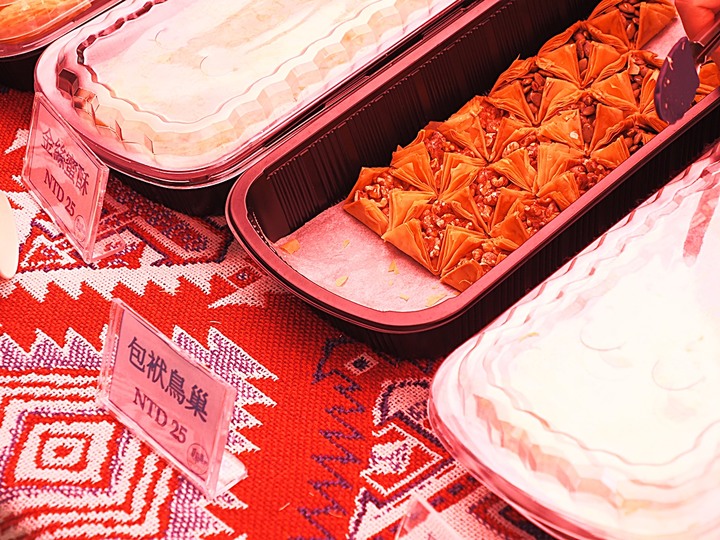 清真寺、夏慕思清真手作、永康街商圈、青田街日式建築群、溫州街蘿蔔絲餅 — 臺北市區半天小旅行