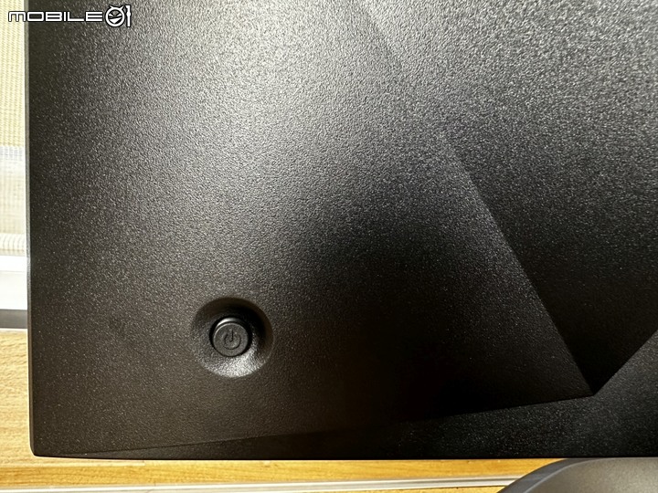 [開箱] 量子點Mini LED 4K螢幕！Coolermaster TEMPEST GP27U！