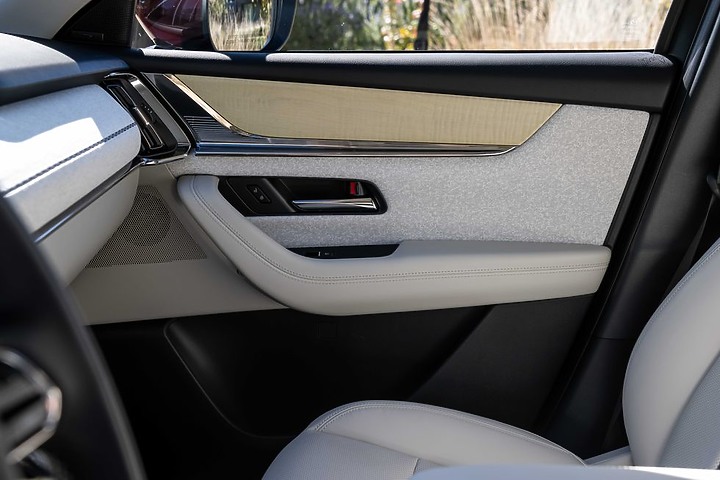 馬自達發表全新2024 CX-90, 包含直六引擎, 以及PHEV兩種動力
