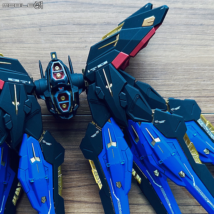 [不自量力的作品分享-VI] MGEX 1/100 STRIKE FREEDOM GUNDAM