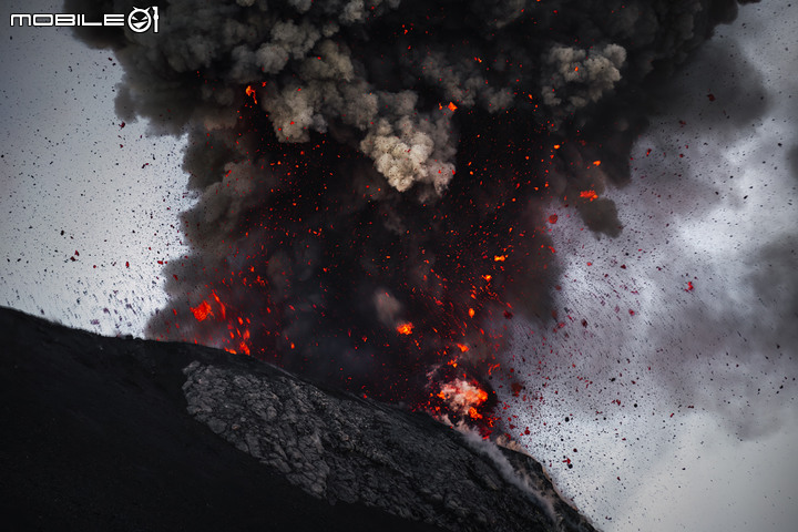 點我看大圖 【Z7II】一趟親眼目睹火山爆發的旅行